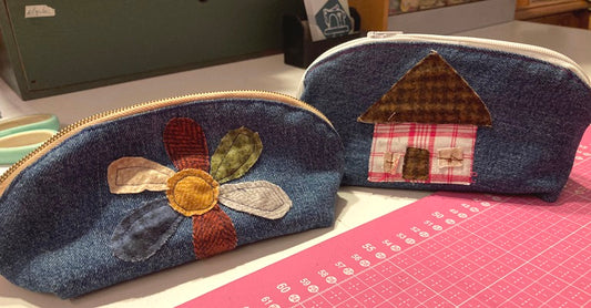 Kleines Tascherl mit Zipp